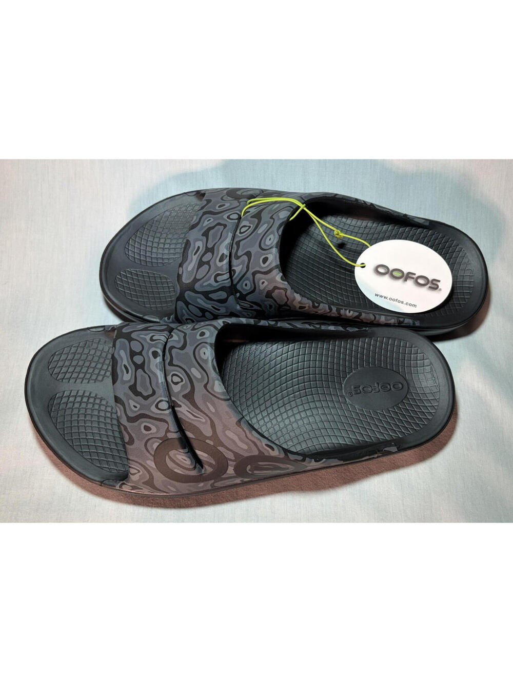 OOFOS OOahh Sport Recovery Slides Black Water Camo M10 W12 EU43 New With Tags